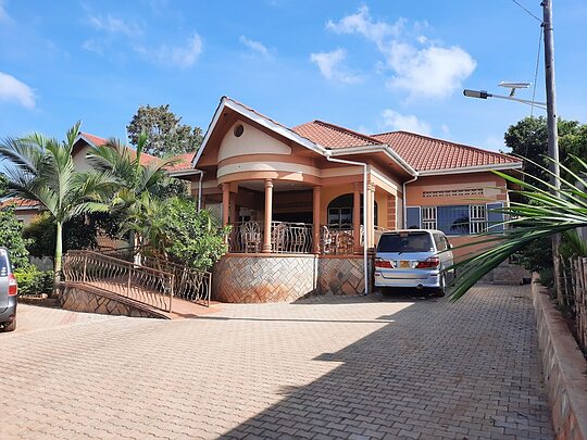 Airport Side Hotel Entebbe