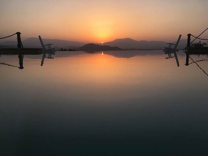 Infinity Pool