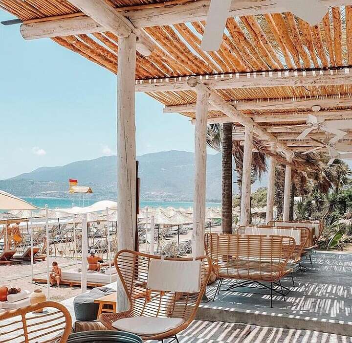 Beach bar