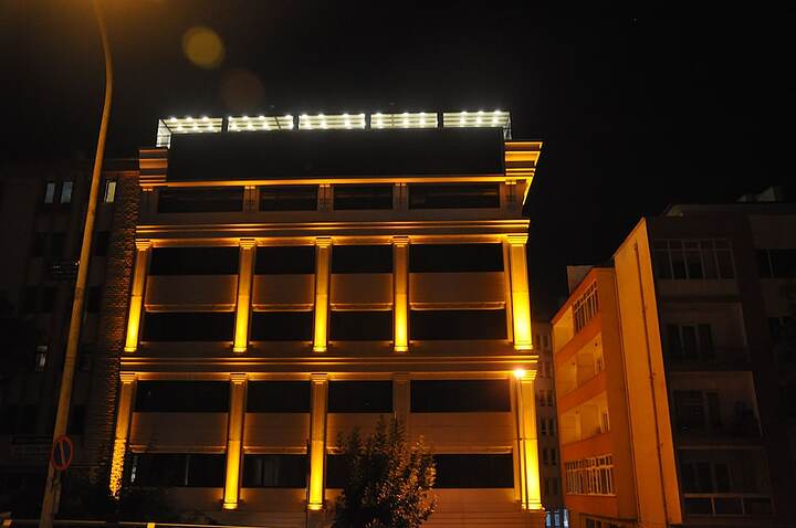 Primary image