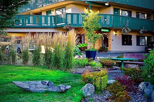 Robin Hood Inn & Suites