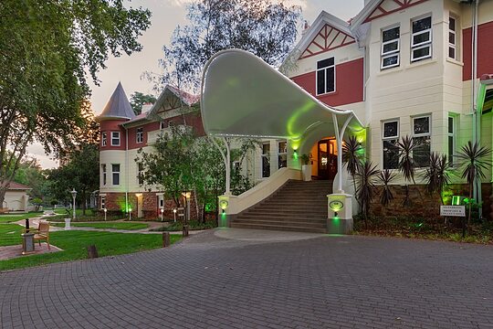 Holiday Inn Johannesburg Sunnyside Park an IHG Hotel