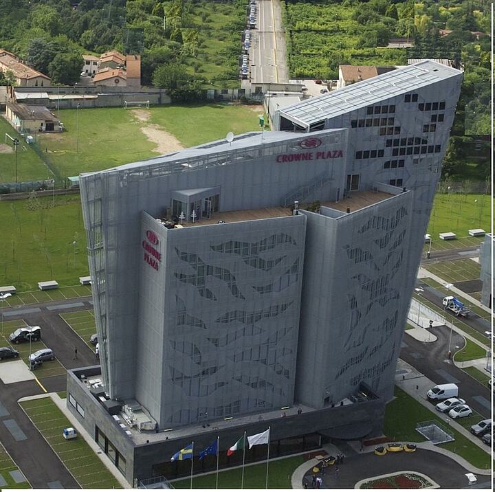 Primary image
