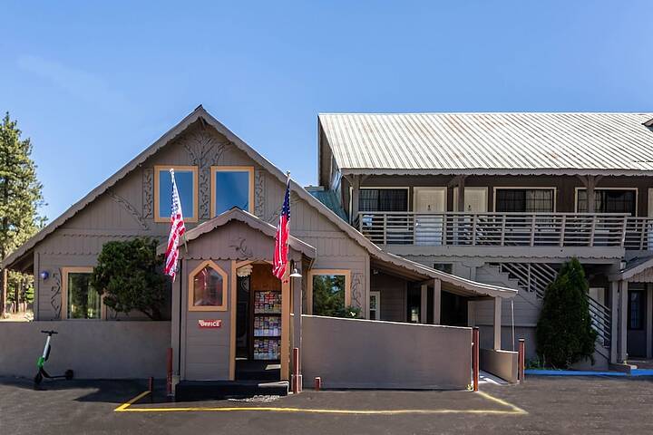 Primary image