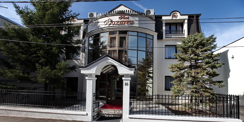 Primary image