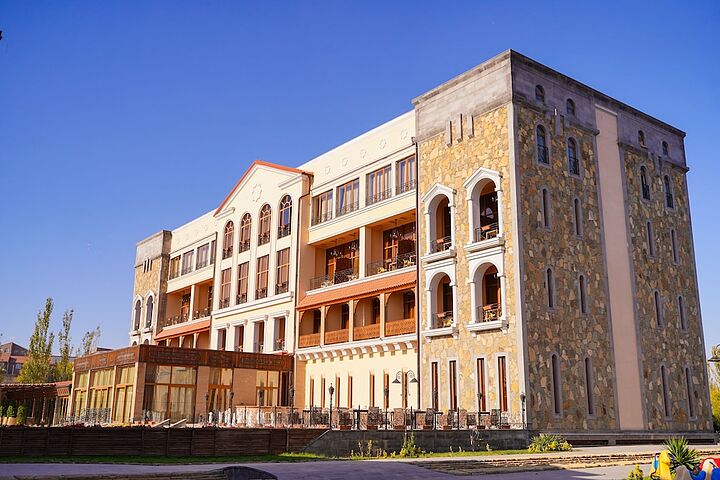 Primary image