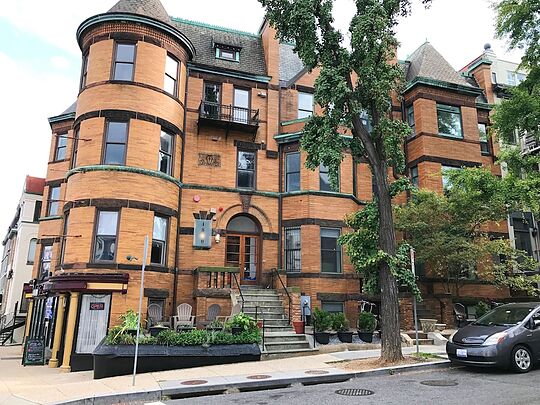 HighRoad Hostel DC
