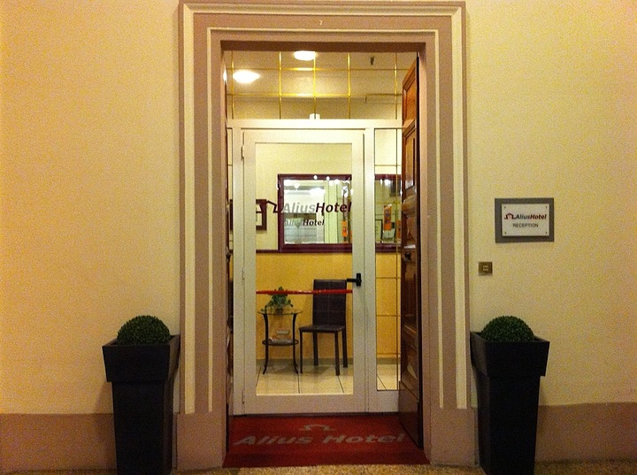 Primary image