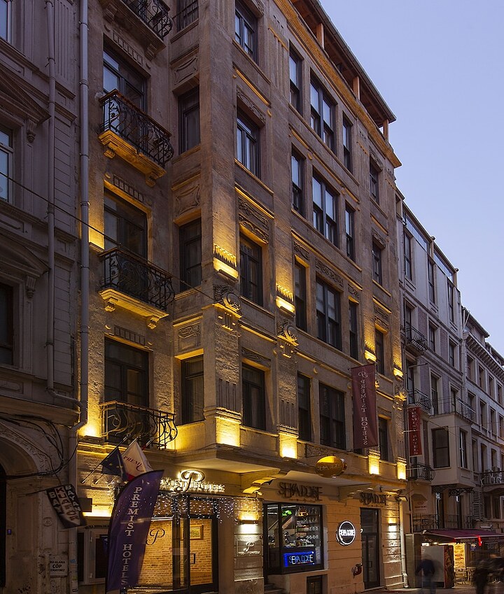 Primary image