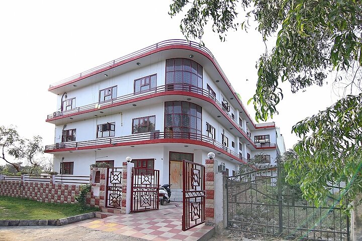 Primary image