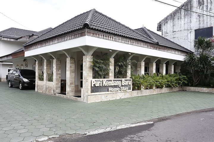 Primary image