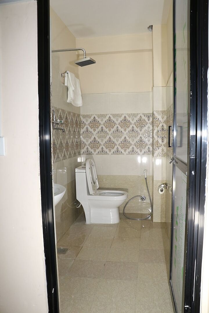 Private spa tub